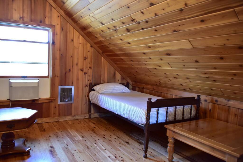 Quiet And Comfy 3Bed/2Bath - Chalet With Hot Tub. Cedar Kültér fotó