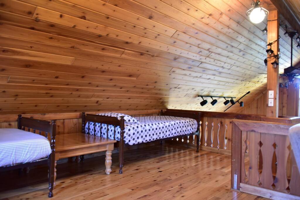 Quiet And Comfy 3Bed/2Bath - Chalet With Hot Tub. Cedar Kültér fotó
