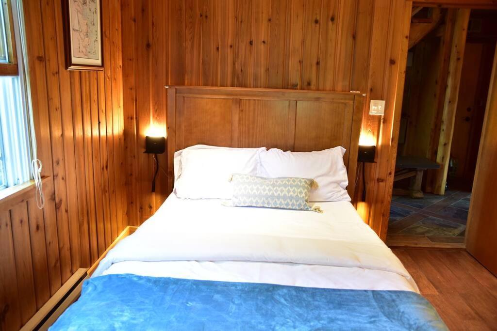 Quiet And Comfy 3Bed/2Bath - Chalet With Hot Tub. Cedar Kültér fotó