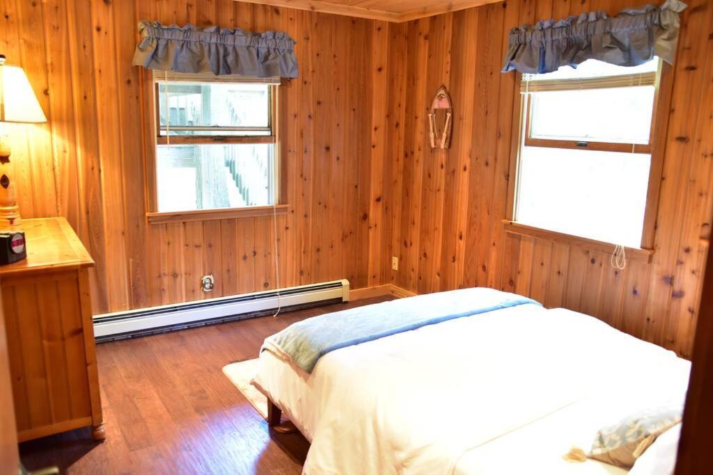 Quiet And Comfy 3Bed/2Bath - Chalet With Hot Tub. Cedar Kültér fotó
