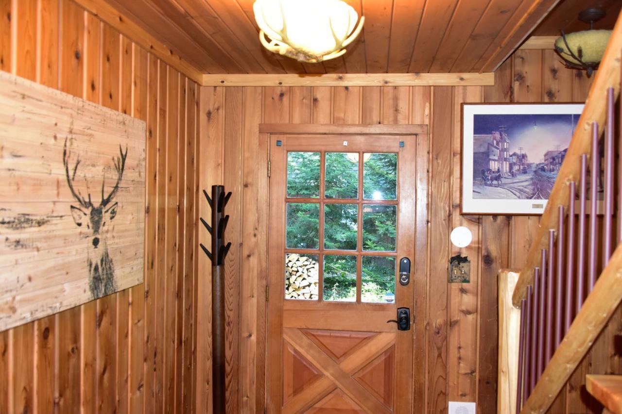 Quiet And Comfy 3Bed/2Bath - Chalet With Hot Tub. Cedar Kültér fotó