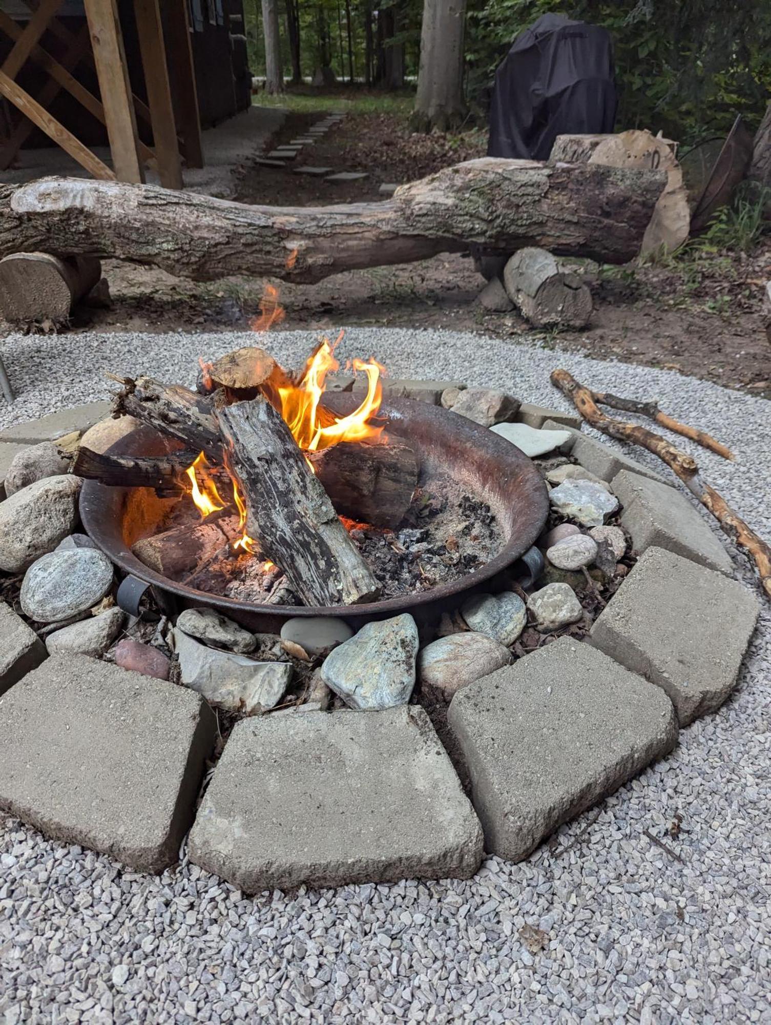 Quiet And Comfy 3Bed/2Bath - Chalet With Hot Tub. Cedar Kültér fotó